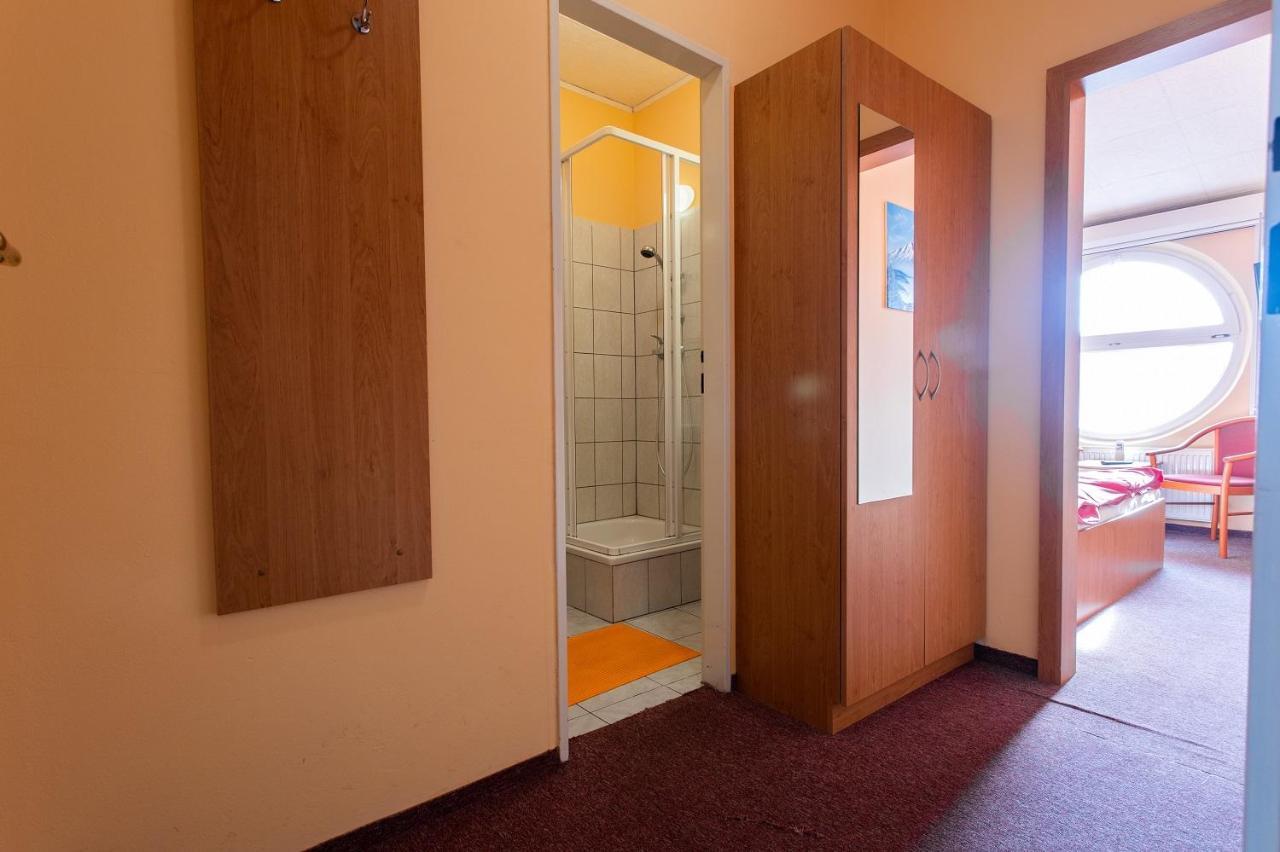 Penzion Skolicka プラハ エクステリア 写真